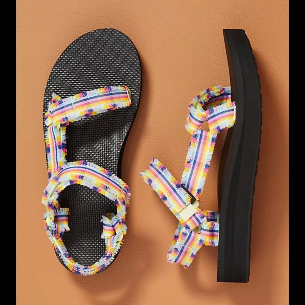 Teva Midform Universal Fray Rainbow Straps